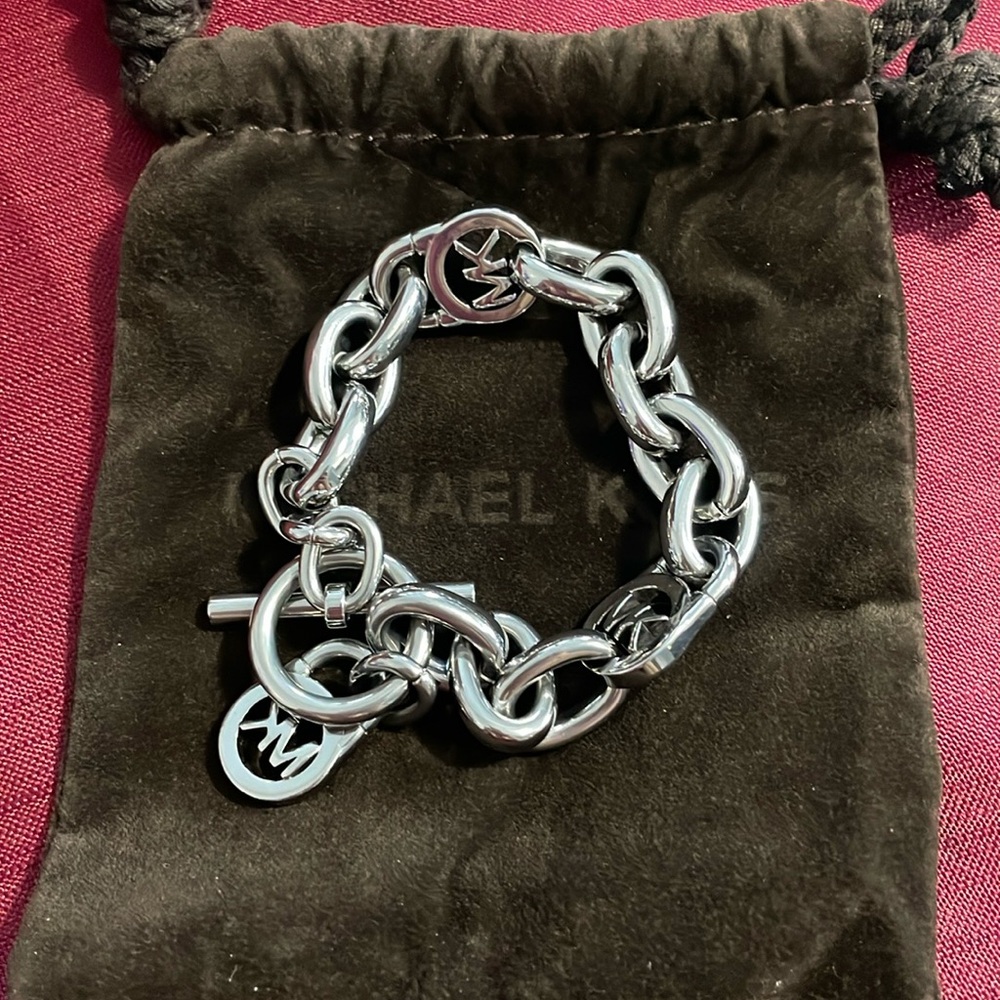 Michael Kors chunky bracelet